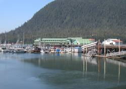Fishing industry jobs in Alaska photo